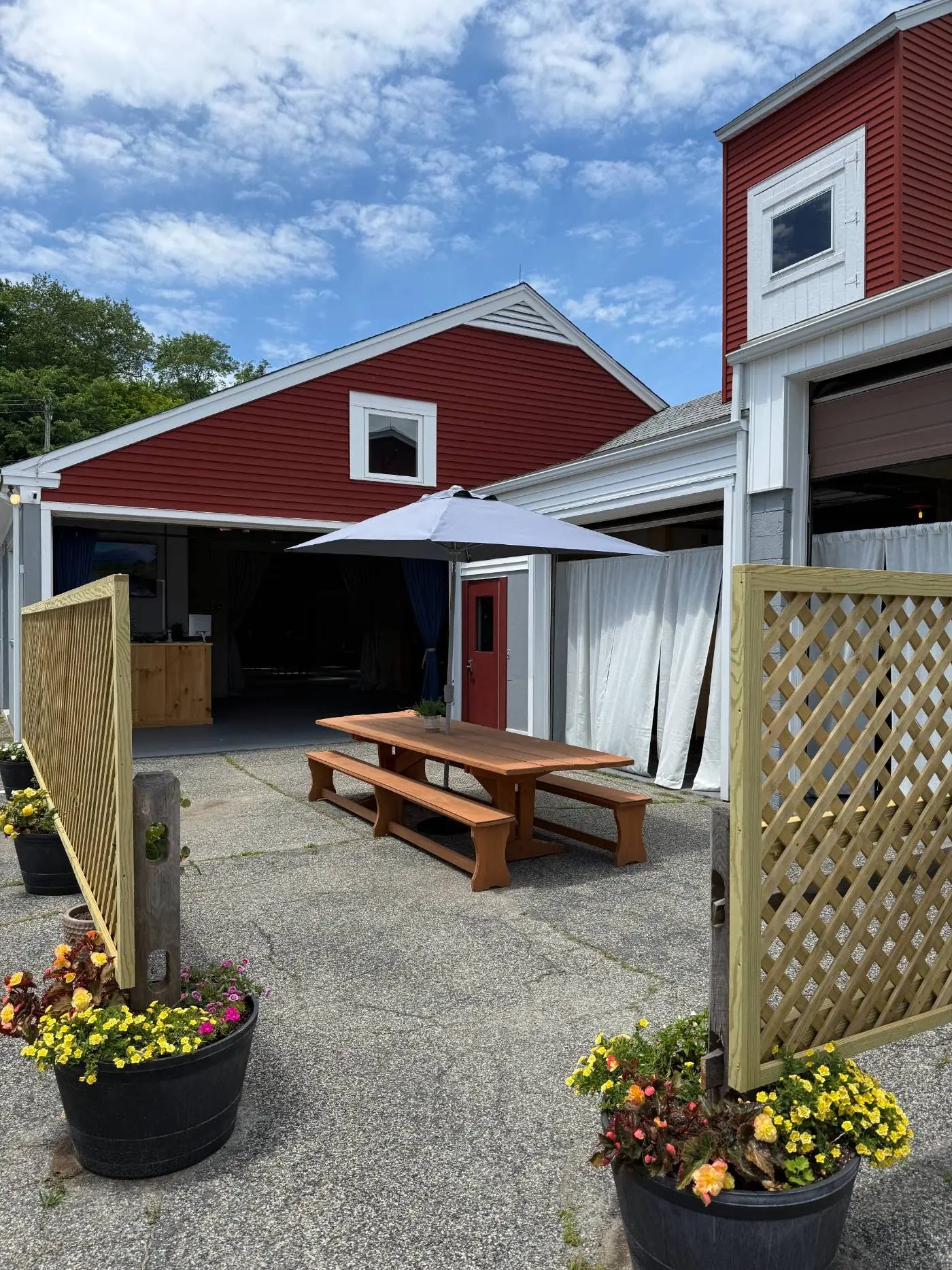 The exterior of Rifugio Litchfield Hills at 461 Bantam Road
